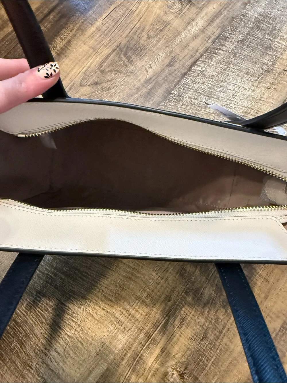 kate spade Staci medium Leather Tote - Neutral Blush/Black